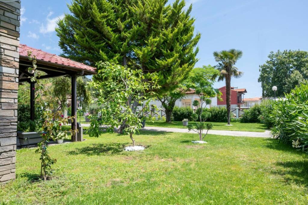 Nuestro Jardin Villa Сикия Екстериор снимка
