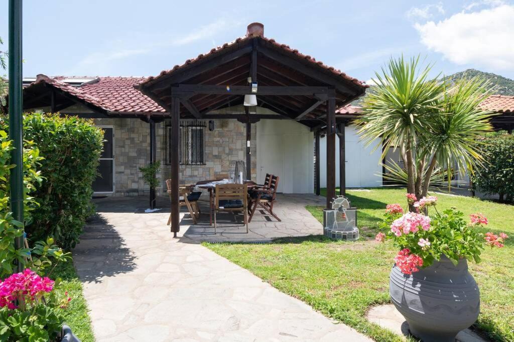 Nuestro Jardin Villa Сикия Екстериор снимка