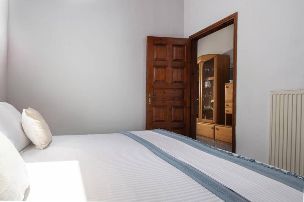 Nuestro Jardin Villa Сикия Екстериор снимка